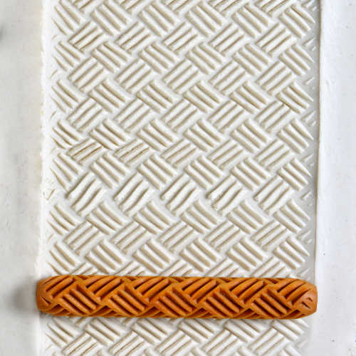 HR-023 HandRoller – Basket Weave 2