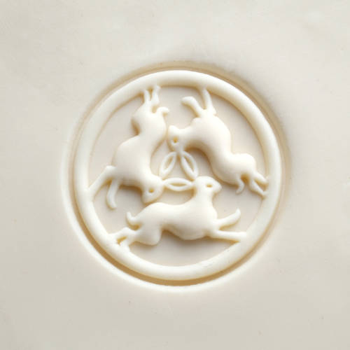 Scl-174 Large Round Stamp  Three Hares