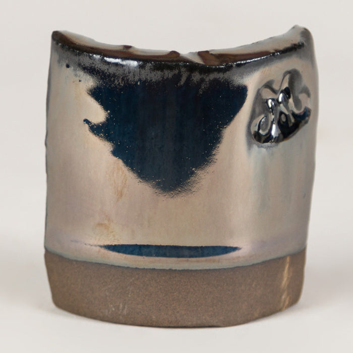 SW132 Mirror Black Pint